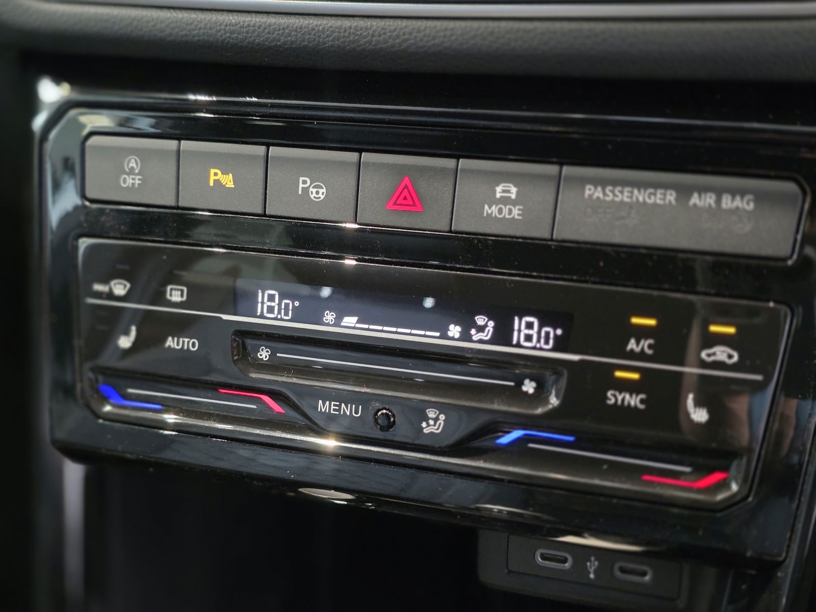 2024 Volkswagen T-Cross — photo 9